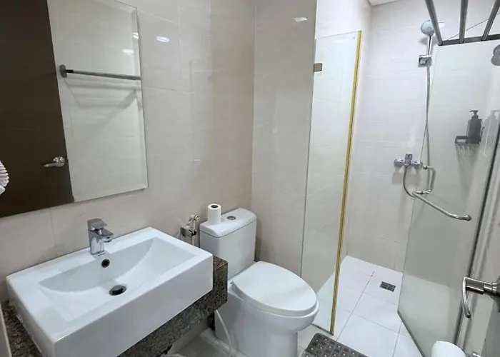 Bekipay At Two Palm Tree Across Naia 3 Apartment Manila